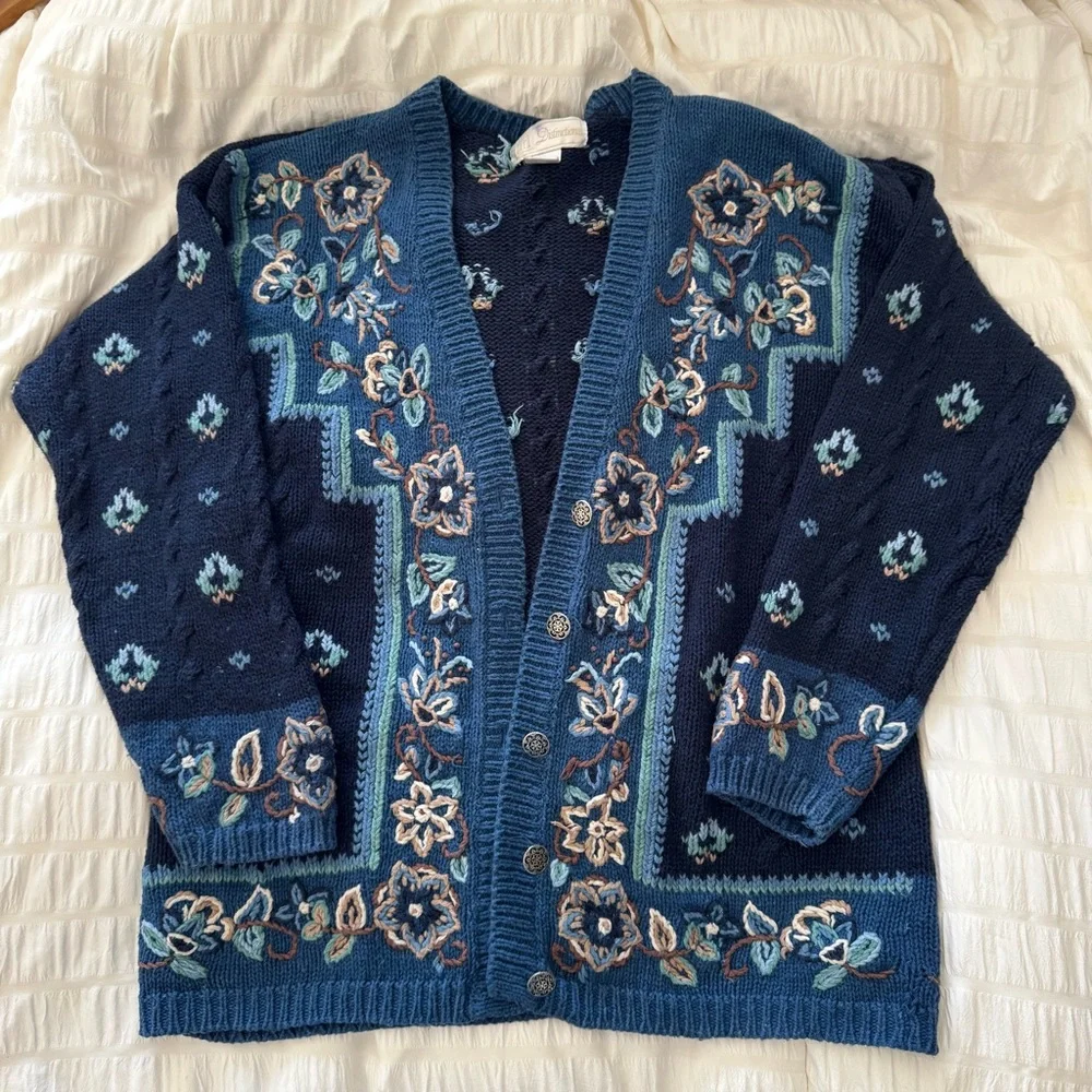 Embroidered natural fiber Floral Knit grandma sweater Cardigan - Picture 1 of 7